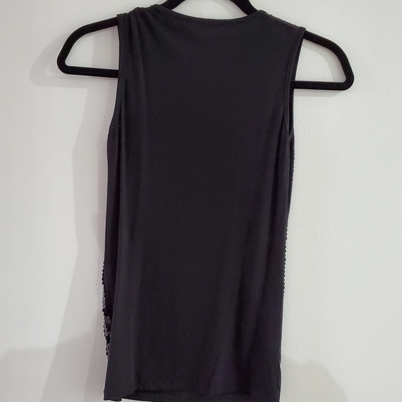 Woman dresses - Picture 2 of 2